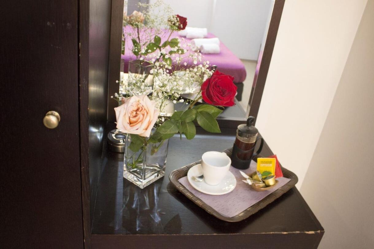 Inoh Hotel Атина Екстериор снимка