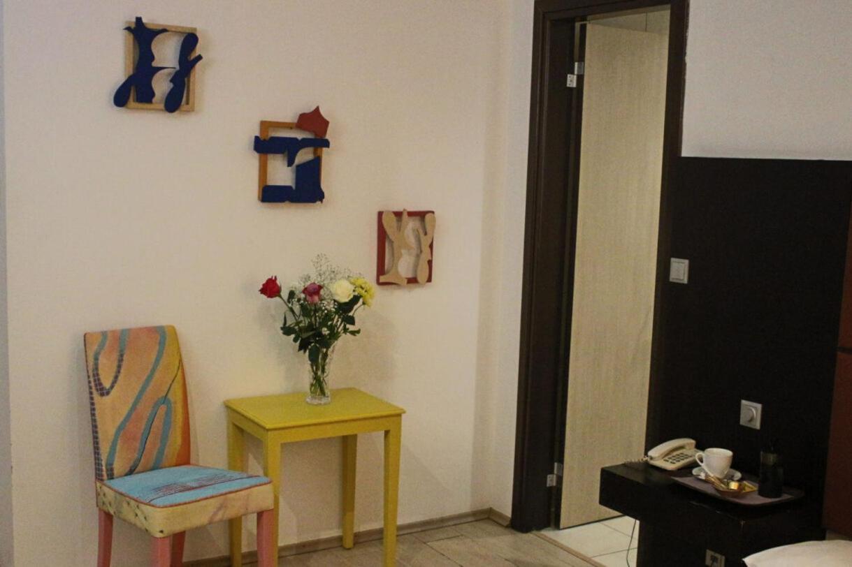 Inoh Hotel Атина Екстериор снимка